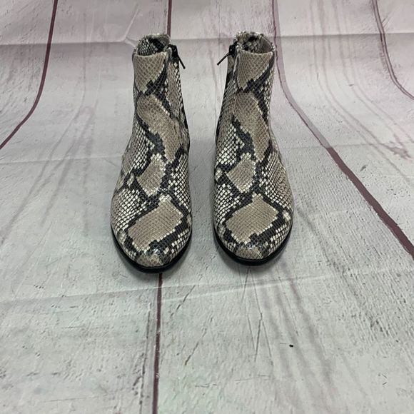 Aera Women’s Size 8 Snakeskin Print Ankle Boots Booties Leather Italy